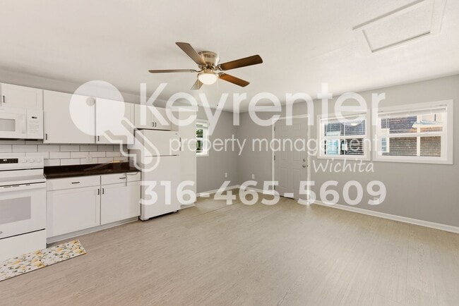 Photo - Cute 1 bedroom guesthouse in a great neighborhood, close to Wesley Hospital and local restaurants!