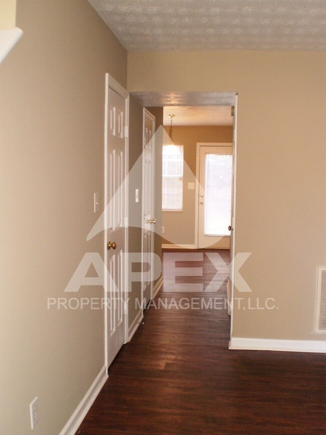 Photo - 9130 Cedarpark Ln NW