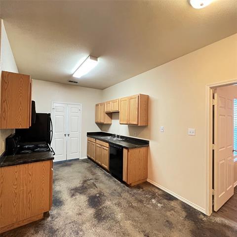 Photo - 102 Lindas Creek Ln