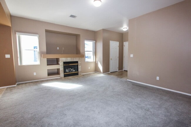 Photo - Quailwood Move In Special