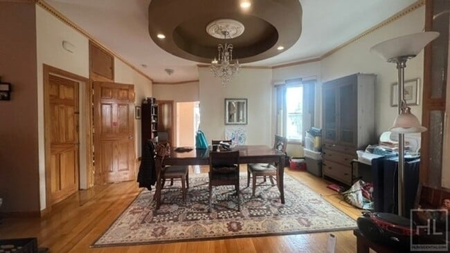 Photo - 619 E 7th St Unidad 2