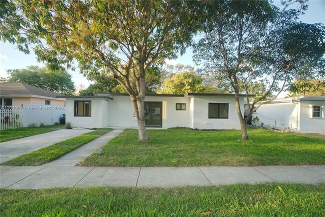 Photo - 315 NW 127th St