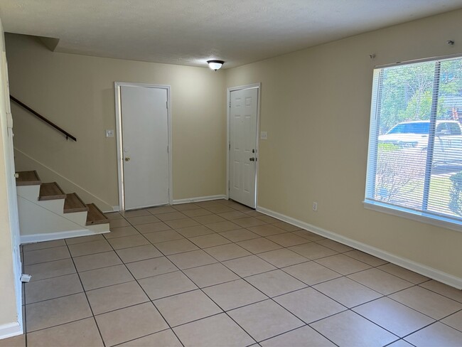 Photo - 1819 Salmon Dr