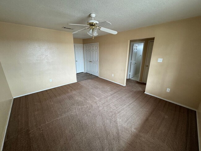 Photo - 3203 Toledo Dr Unit # D