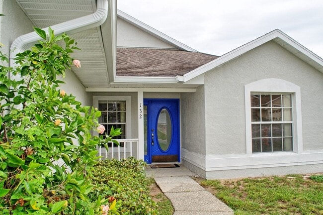 Photo - Spacious 3/2 Home For Rent in Davenport with extra Florida/Sun Room!!