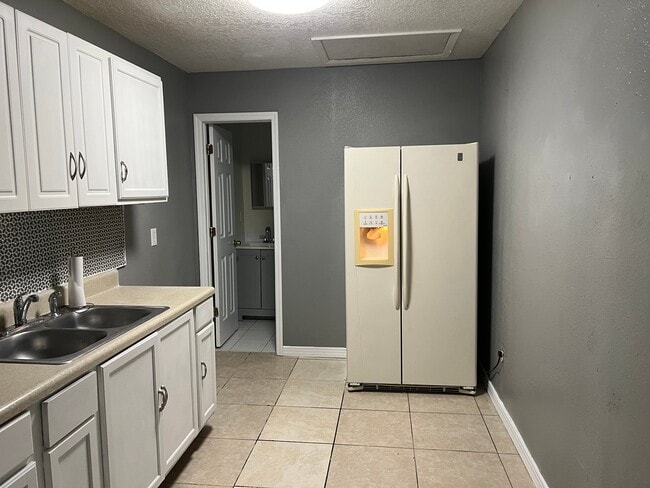 Photo - 710 Marlowe Ave Unit Apartment suite separate entrance