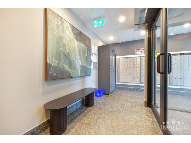 Photo - 20695 Eastleigh Crescent Unit 414