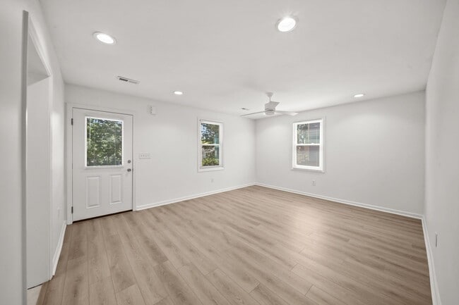Photo - Newly Renovated 2 Bedroom 1 Bath Home