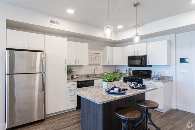 1HAB, 1BA - 699 ft²