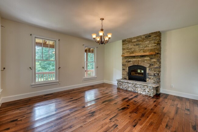 Photo - 2482 Old Hwy 64 W