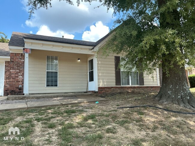 Building Photo - 7825 Sarah Ann Dr S Rental