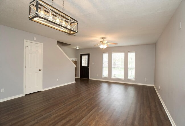 Photo - 2419 Fox Water Dr