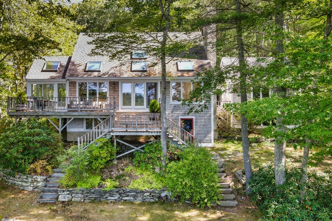 Photo - 264 Parsons Point Rd