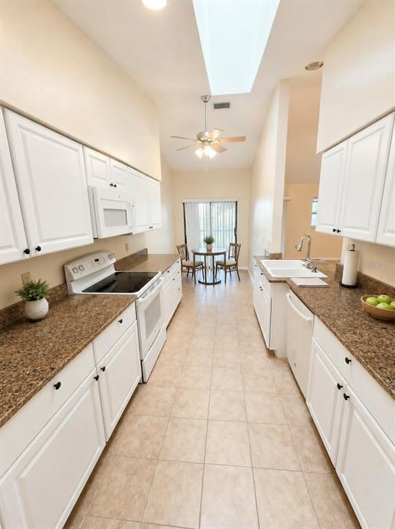 1203 Saxony Cir Unit C