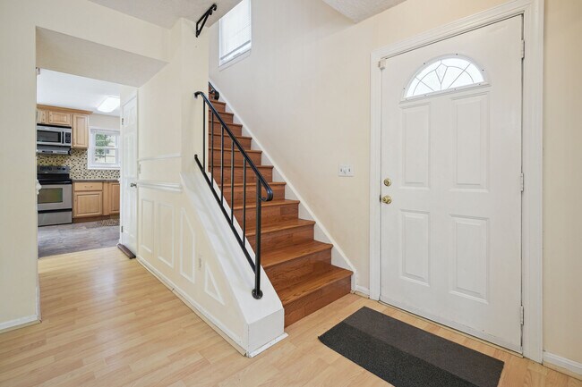 Photo - 8266 Amity Cir