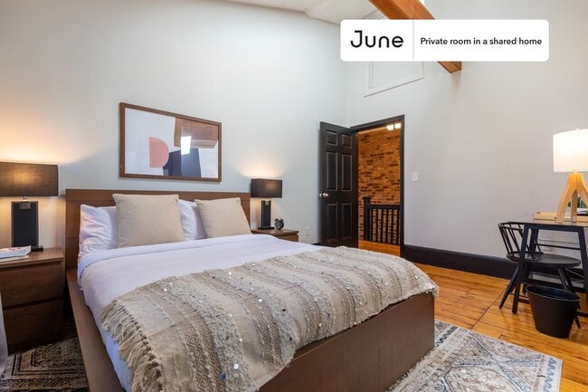 Photo - Room in Shared 5 bed/2 bath home Unidad D