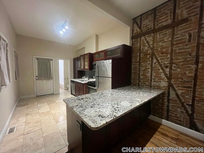 Photo - 28 Parker St Unit 1