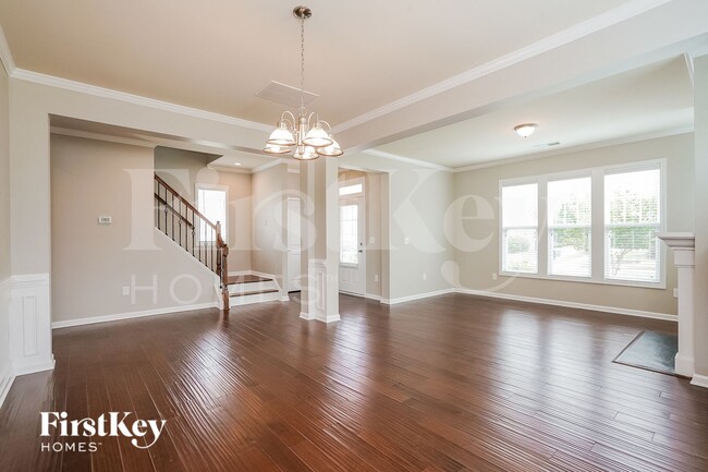Photo - 175 Heathwood Dr