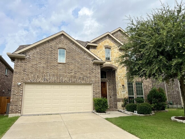 Building Photo - 2104 Indigo Dr