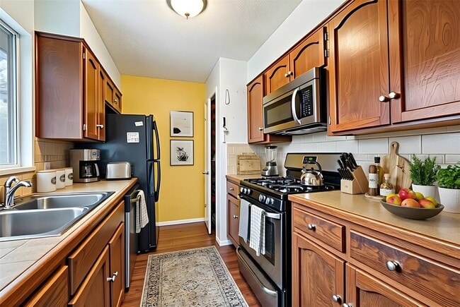 Photo - 6305 Thurgood Ave