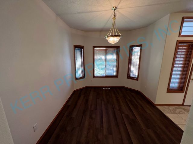 Photo - 3794 NE Fairview Lake Way