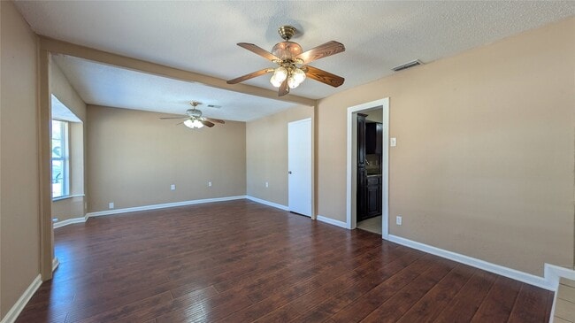 514 Campbell Ln