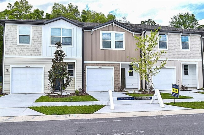 Building Photo - 38061 Elby Ln Rental