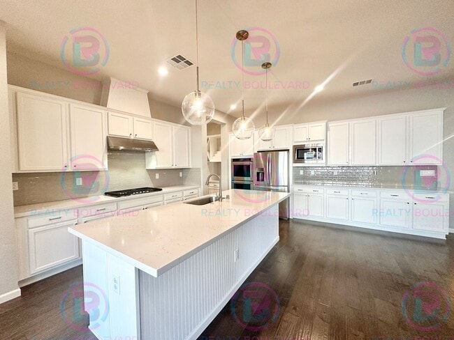 Photo - 9276 Perceval Wy