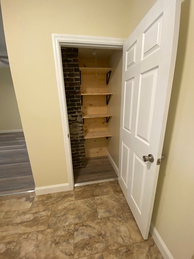 Photo - 1445 Hunter Ave