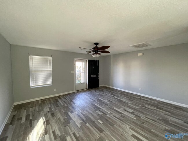 Photo - 16780 Wellhouse Dr