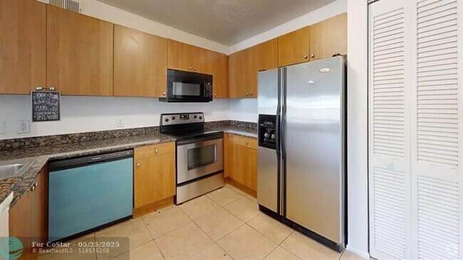 Building Photo - 1705 Palm Cove Blvd Unit 107 Rental
