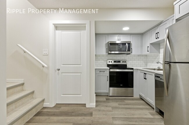 Photo - WONDERFUL 1 BED/ 1 BATH LOWER UNIT | PET FRIENDLY