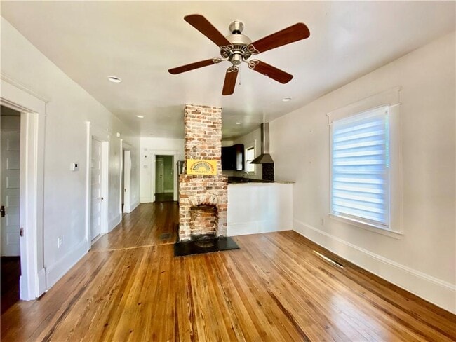 Photo - 1064 Kirkwood Ave SE