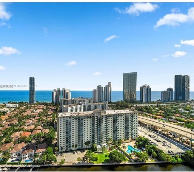 Photo - 19355 Turnberry Way Unit PHK
