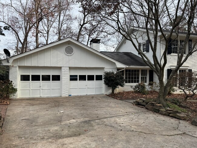 Photo - 865 Spalding Dr