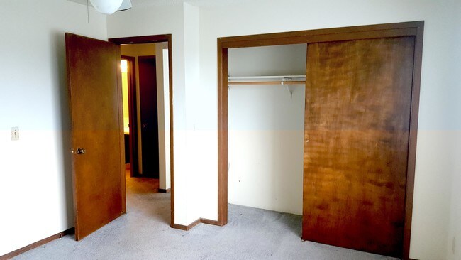 Photo - Newton Apartments