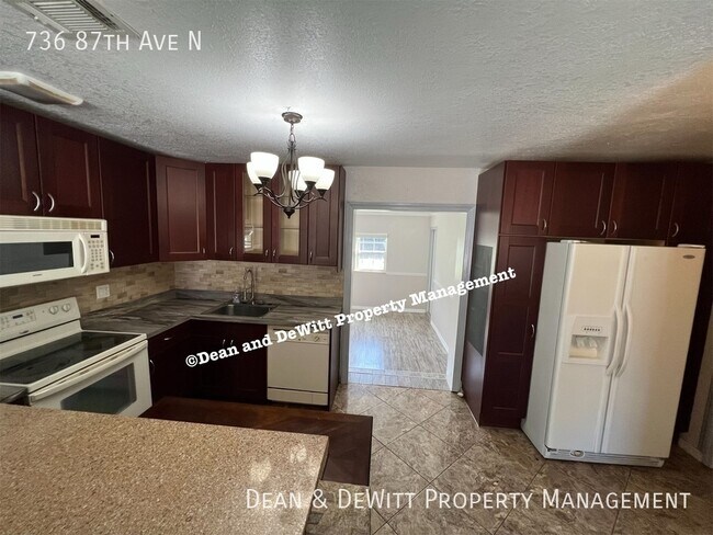 Photo - 736 87th Ave N