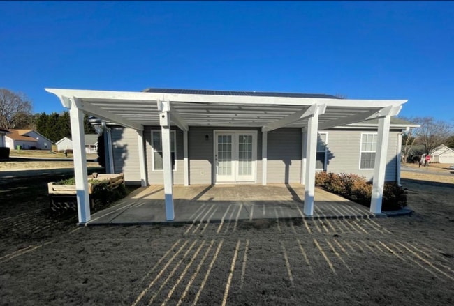 Photo - 28 Sweetland Ct