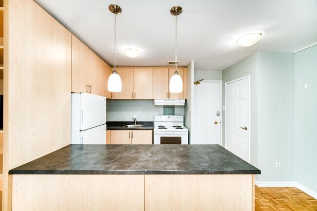 Photo - 1545-1545 Oxford St Unit 27