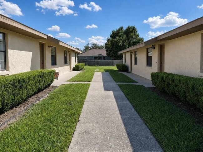 3931 Spoonbill Ct