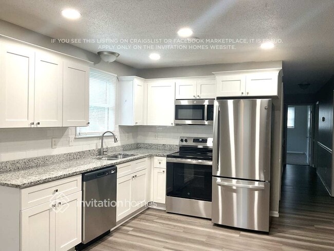 Photo - 208 Ferncliff Dr