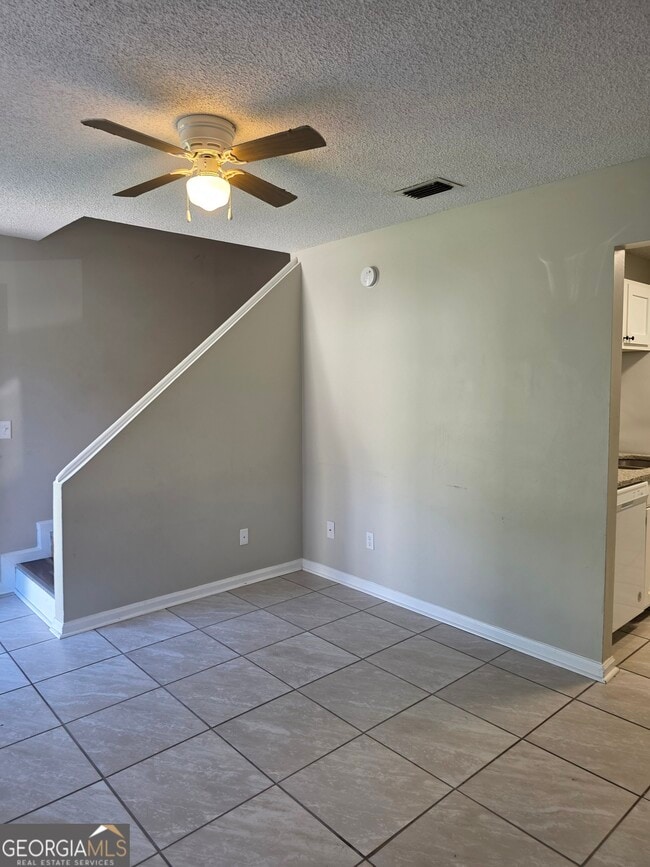 Photo - 760 Morningside Ln