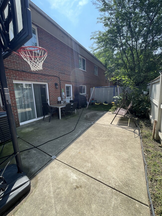 Photo - 1160 Osterman Ave