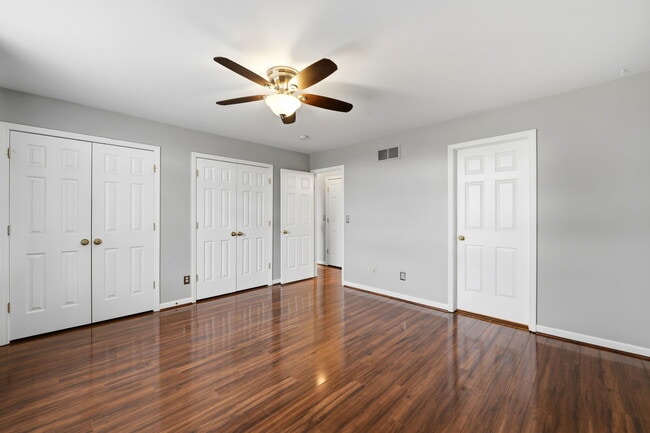 Photo - 1499 Stonefield Dr