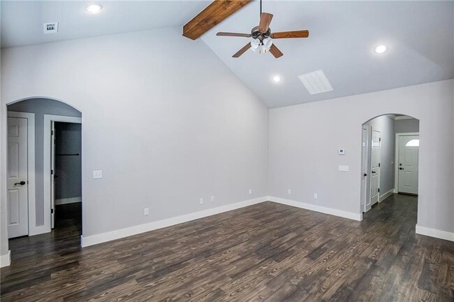 Photo - 213 Alder St