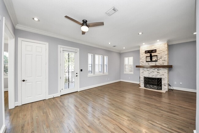 Photo - 5317 Feagan St