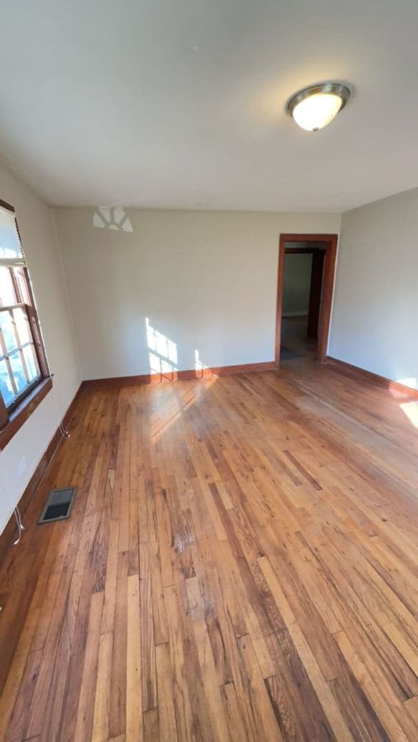 Photo - 205 Pineleaf Ln