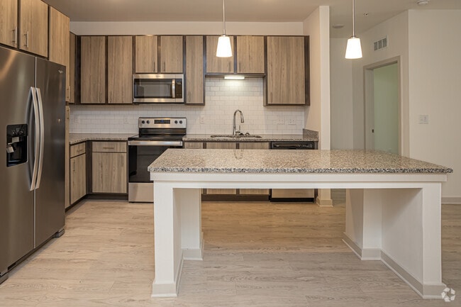 2BR, 2BA - 1,176SF