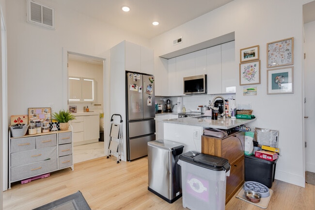 Photo - 300 Christian St Unit 302