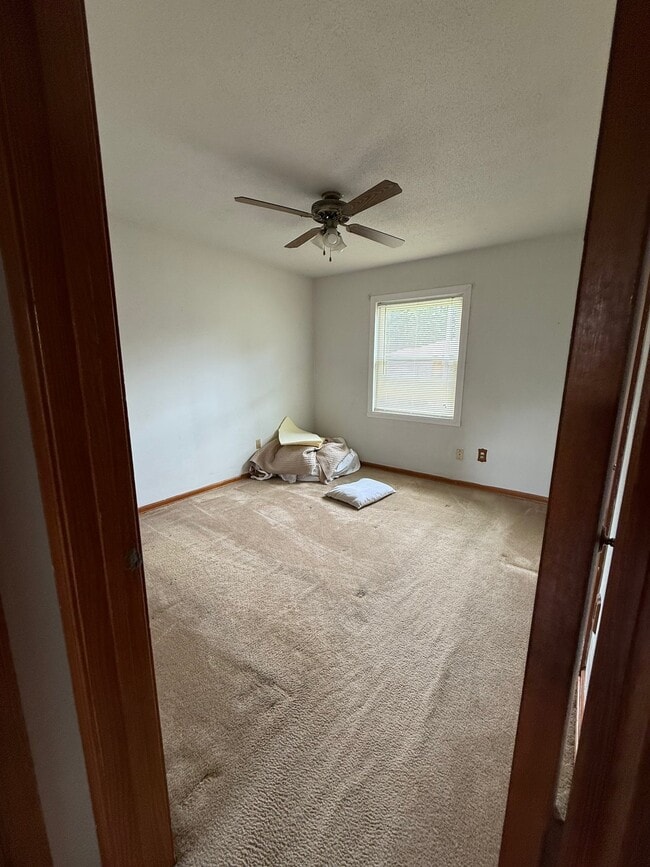 Photo - 4087 Parkchester Ave